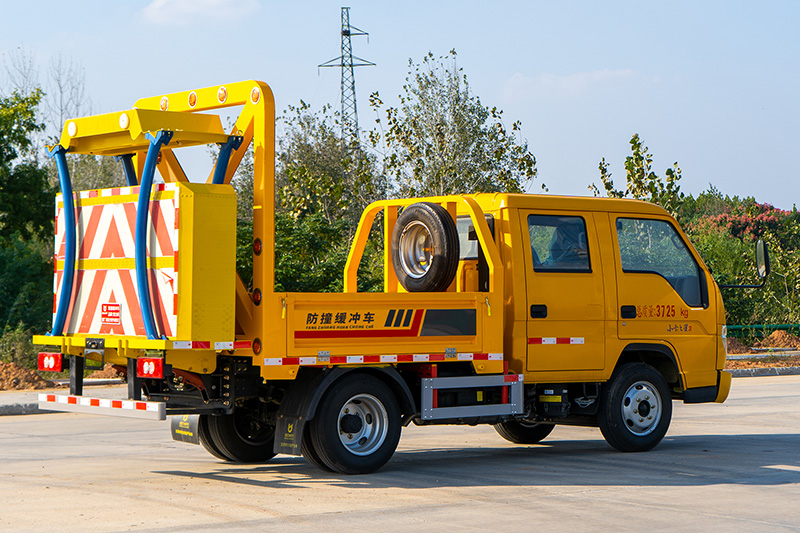 福田小卡之星3防撞车(2000kg-70km/h)